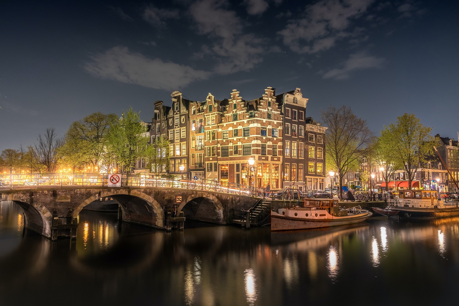 amsterdam personas mayores 55 solteros 