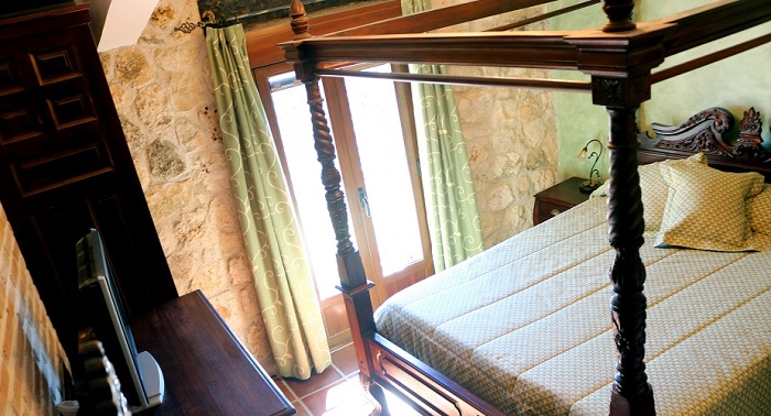 Valdeavellno rural hotel 700