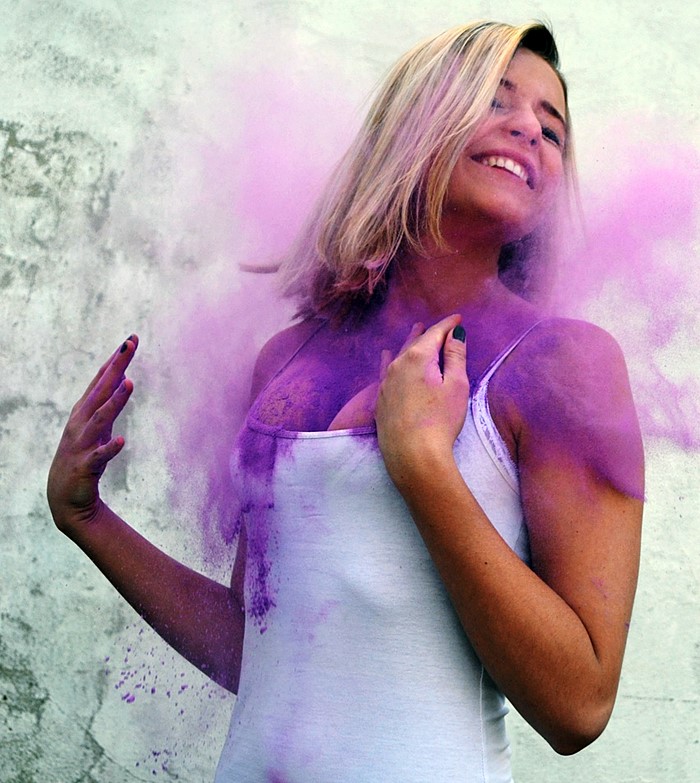 viaje single holi colores india
